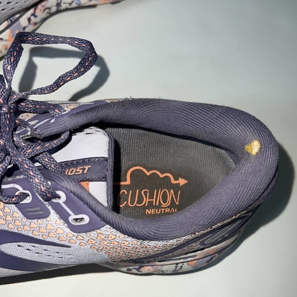 Brooks Ghost 14 Road-Running Shoes - Delicate Dyes - Women's size 9 - Picture 5 of 7